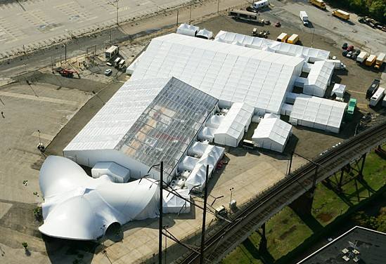 冬季使用展銷會篷房需要做什么？